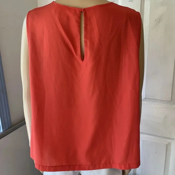 Michael Kors Womens Silky Red Sleeveless Tank Top Size 1X Gold Stud Light Casual - Picture 5 of 7